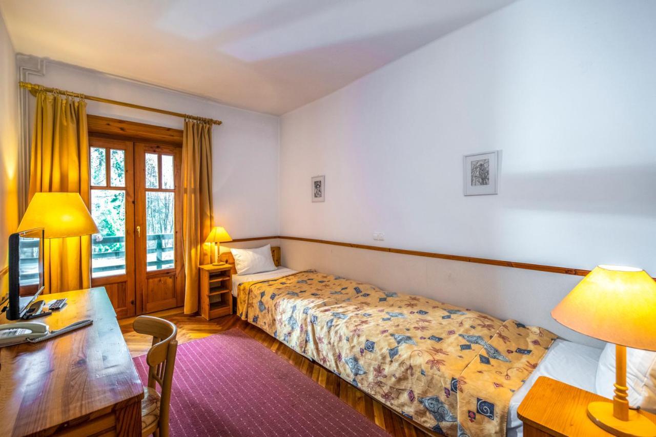 Hotel Bakony 2*
