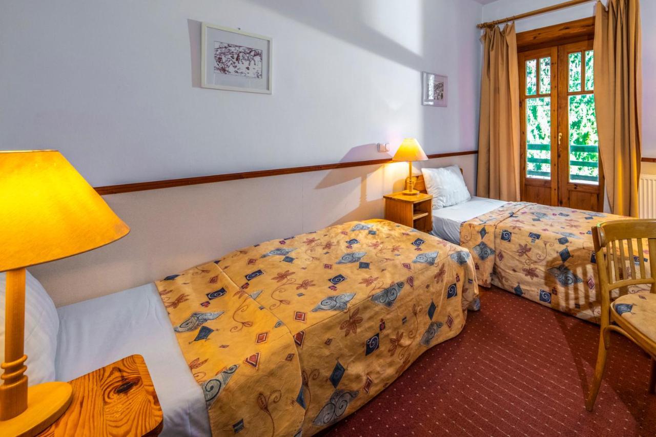 Bakony Hotel 2*