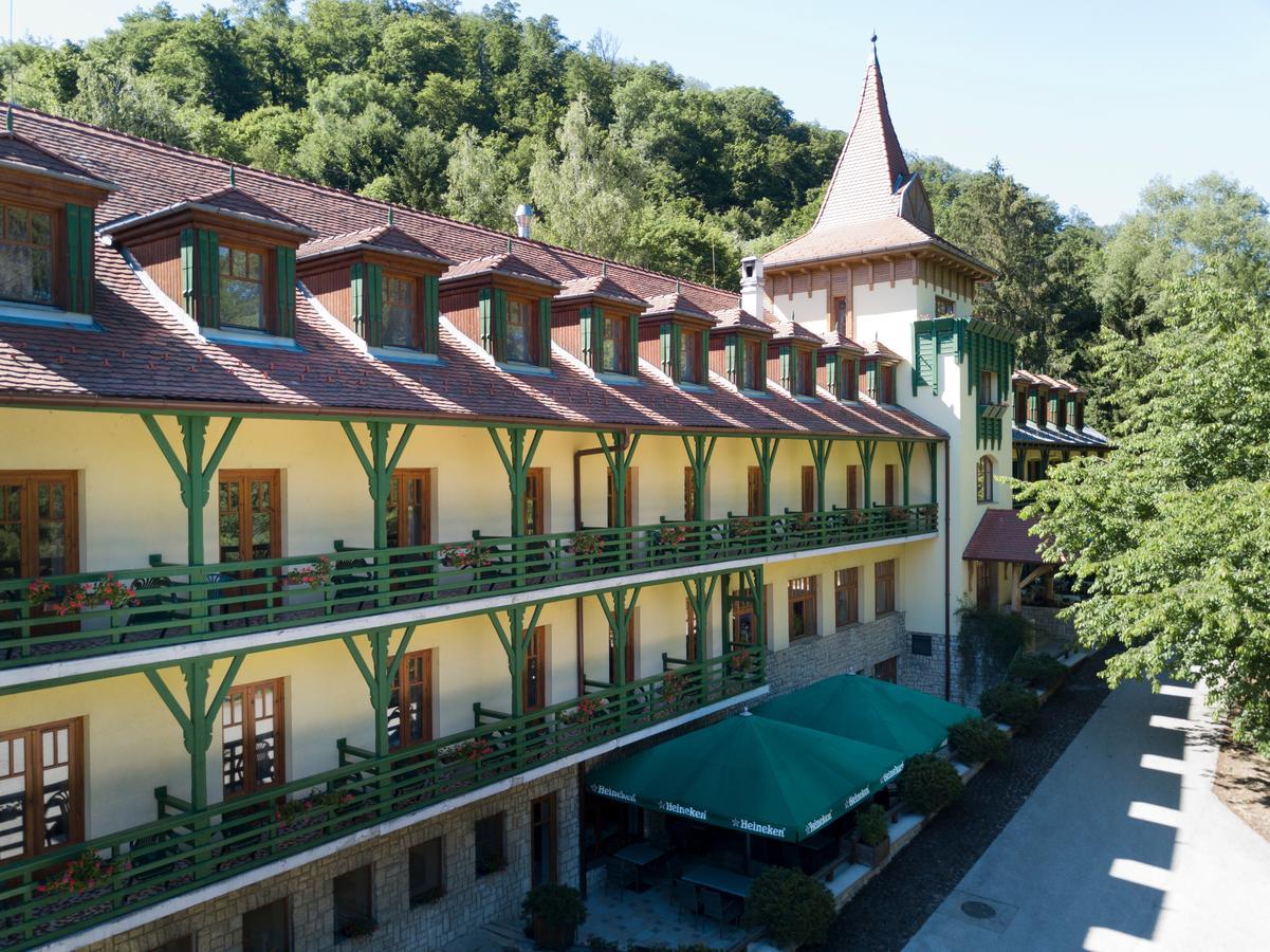 Hotel Bakony