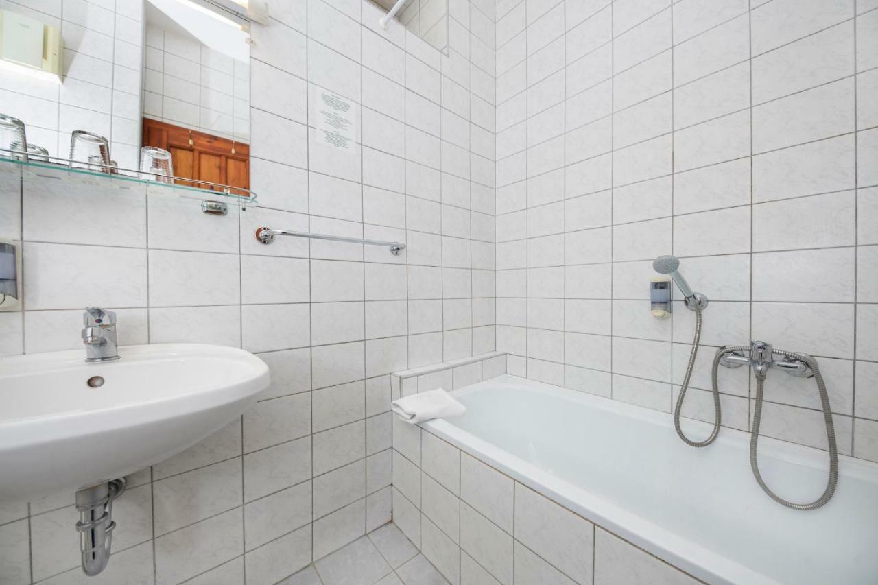 Hotel Bakony 2*