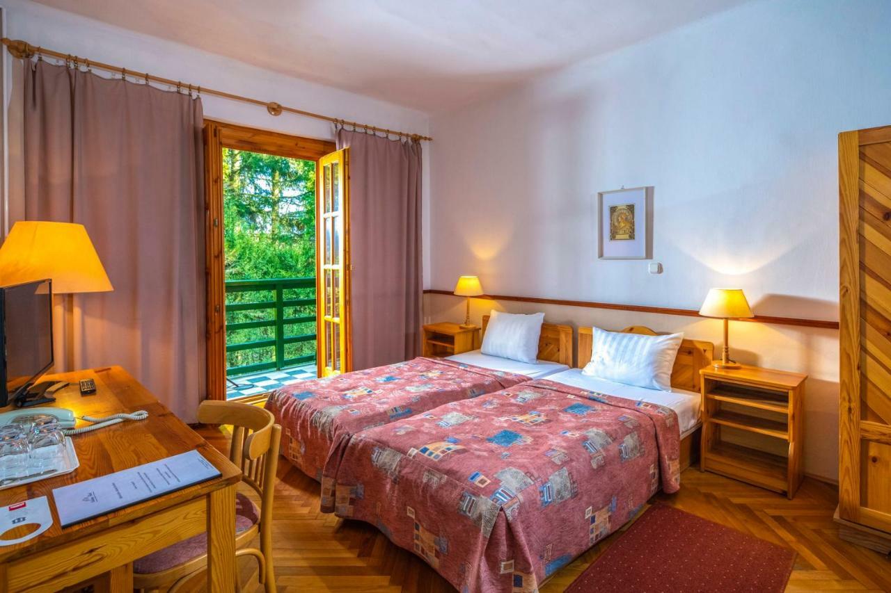 Bakony Hotel 2*